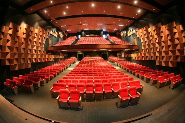 Inaugurao do maior teatro de Mato Grosso ser na segunda-feira em Cuiab