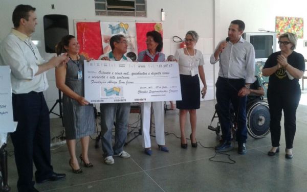 Abrigo de Idosos Bom Jesus de Cuiab recebe R$85 mil de doao do 'Troco Solidrio'