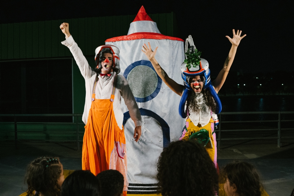 Circuito Palhaando leva teatro de rua para parques e praas de Cuiab