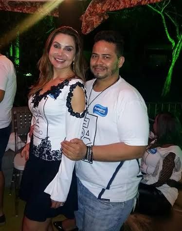 Na melhor festa de MT, a Feijoada de Inverno, meu amigo estilista supertalentoso Jhosemar Correa, com uma criao feita especialmente para a minha comadre, Lise Campos. No final,  o amor que fica, e por ele, tudo sempre vale a pena. Lindos!